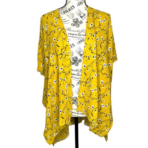 ONE SIZE Mustard Small Flower Loose Sleeve Open Sided Kimono - Picture 1 of 10
